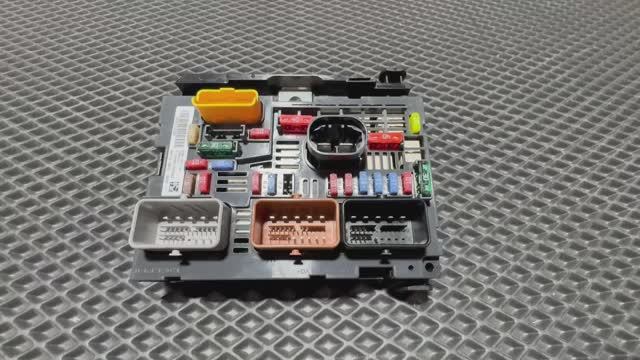 Блок BSM R05/R04/R20 Citroen Peugeоt 9809742880