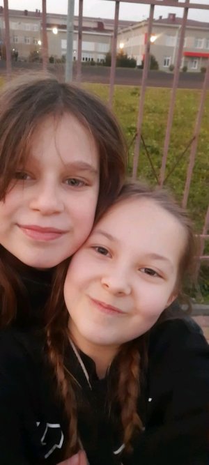 идём со школы (потом буду собиратся к брату🥲🥲🥲)