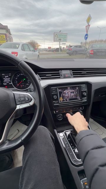 2020 VOLKSWAGEN PASSAT запуск