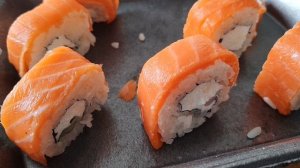 20-04-2026 в деревне праздник и трапеза роллы заказали