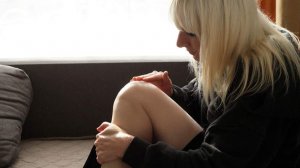 Травматолог рассказал о причинах появления синяков после травмы