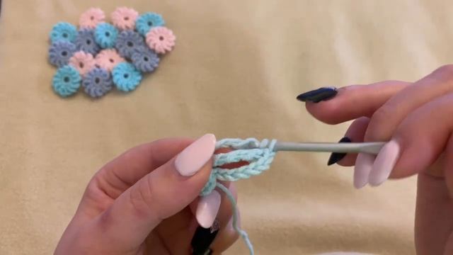 Вяжем_СУПЕР_простой_маленький_цветочек_крючком_How_to_crochet_a