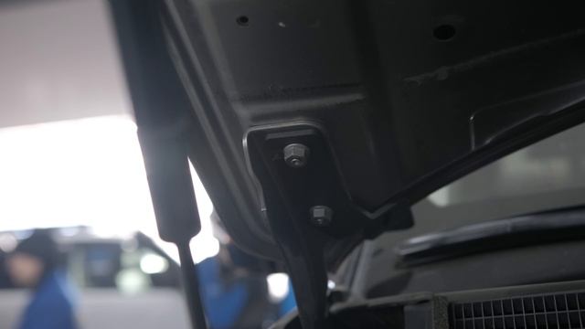 Установка крепления фар на капот для Ниссан Патрол Y62