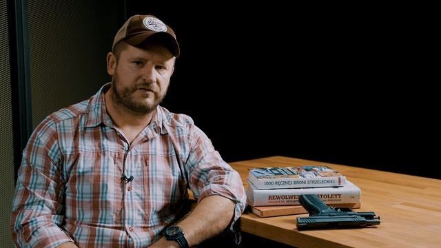 Helikon-Tex - Marcin Jędrzejczak (посол линейки Range)