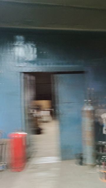 Торговый зал 2 Комсомола 13/3