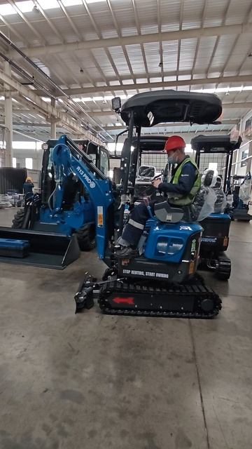 Rippa R13 Pro (Kubota D722) - ультракомпактный мини-экскаватор с японским двигателем 🚜