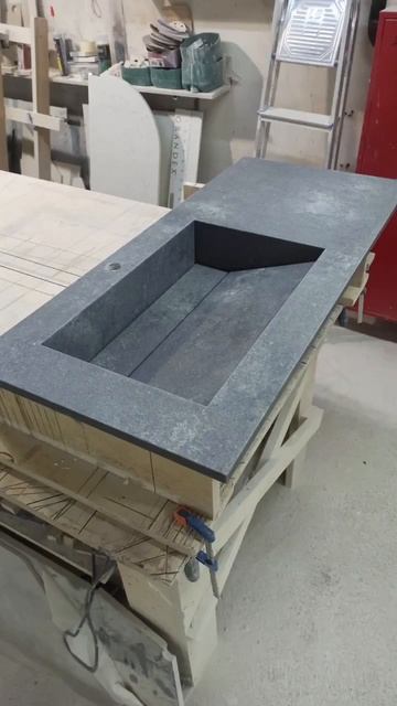 Производство раковин-моек и столешниц из искусственного камня