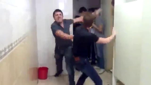 Драка армяна с русским