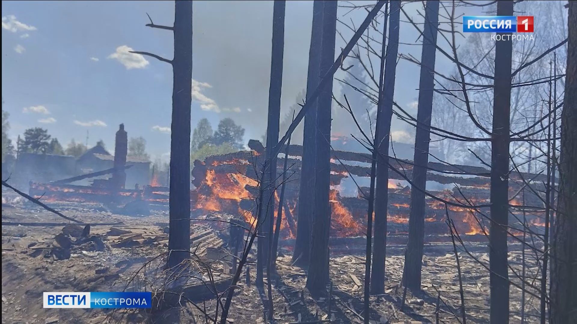 Из-за сильного ветра чуть не сгорели две костромские деревни