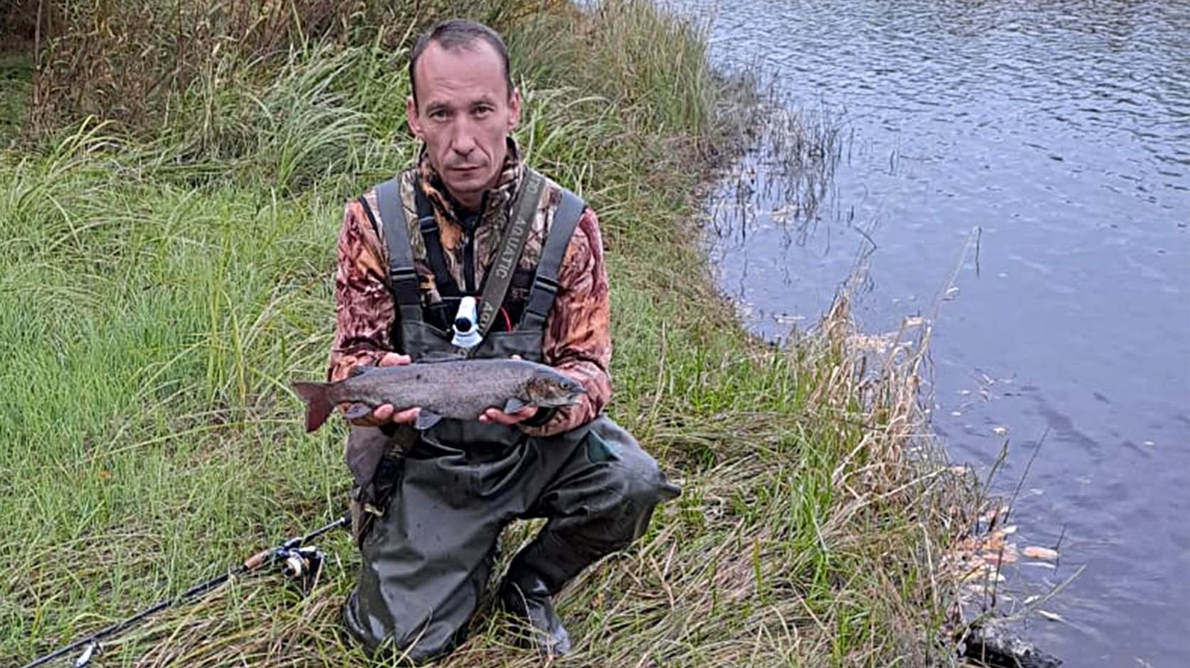 Рыбалка осенью на малых реках. Есть улов!