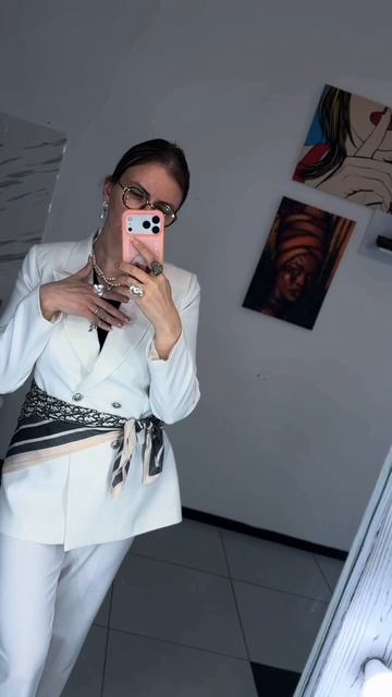 Серьги из барочного жемчуга и колье