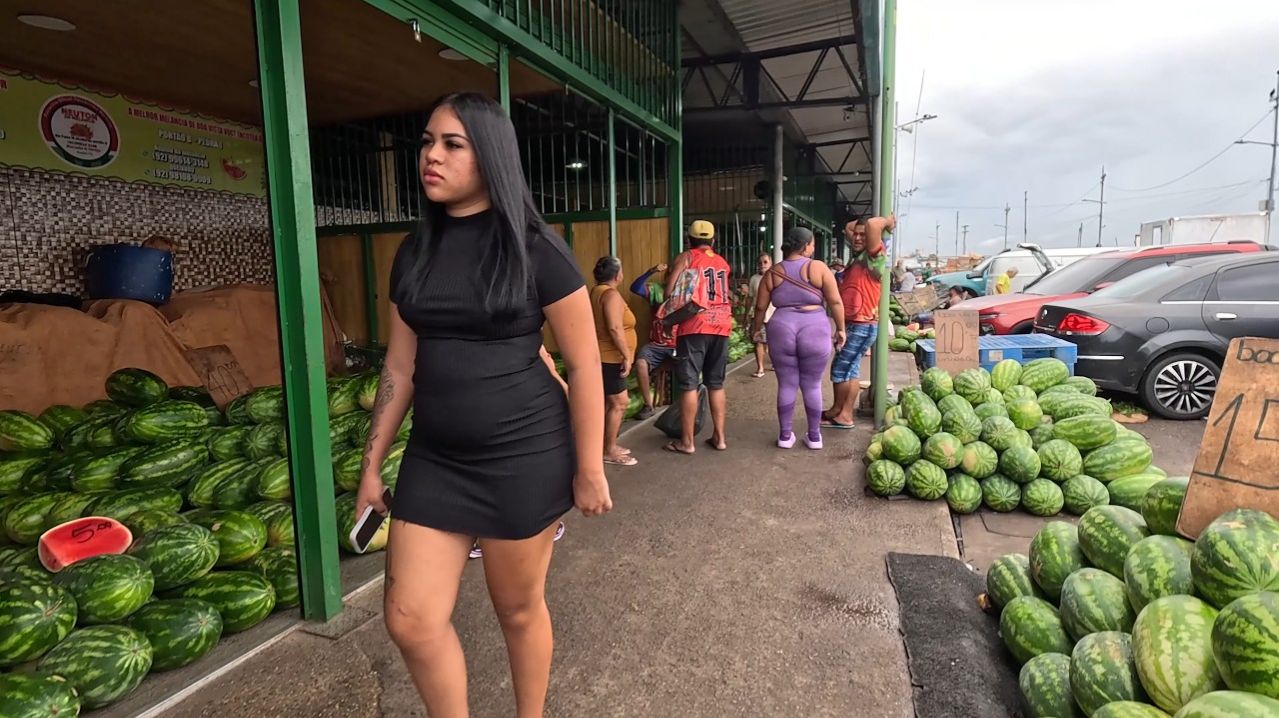 Это жизнь в Манаусе, Бразилия, крупнейшем городе Амазонии!