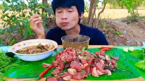 #MUKBANG Свежее мясо телятины с острым соусом и овощи.ASMR ЕДА НА КАМЕРУ ОБЖОР ОБЕД