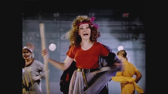 Во первых - просто баба, и только во вторых - Яга! Фрагмент из фильма 