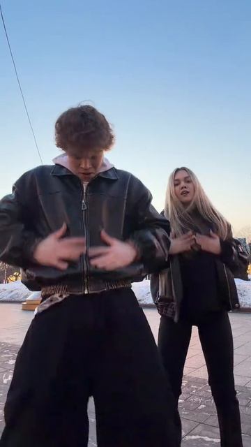 ИЩУ СЕБЕ ДЕВУШКУ 14-16лвл ГЛАВНЫЙ КРИТЕРИЙ НИЗКАЯ СТРОЙНАЯ И ГОТОВАЯ РАДОВАТЬ МЕНЯ СВОИМИ ФОТО И ВИД