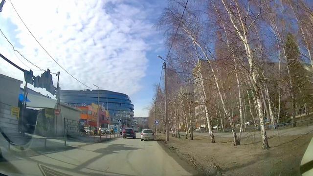 Поездка на автомобиле по Тюмени до Логунова и на Киевскую