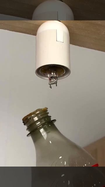 Как вытащить патрон лопнувшей лампы.

Лайфхак👌