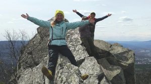 Чьим именем названа Александровская сопка?