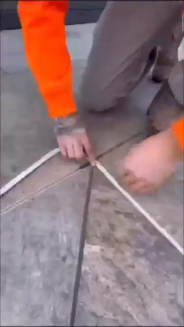 Подсветка дорожек 💡

Вариант, как вы можете сделать подсветку дорожке на вашем участке.