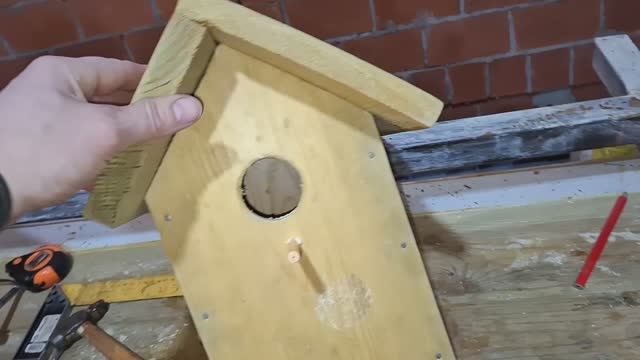 Скворечник своими руками. Простое решение по размерам.