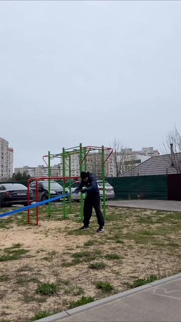 #Дисциплина - день 20

Доброе утро! 😃 
⚡️Погнали, уснул в 21:30, проснулся в 5:45👍🏽