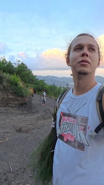 ИНOГДА СТРАШНЕЕ НЕ ПОДЪЁМ… А СПУСК ⛰️