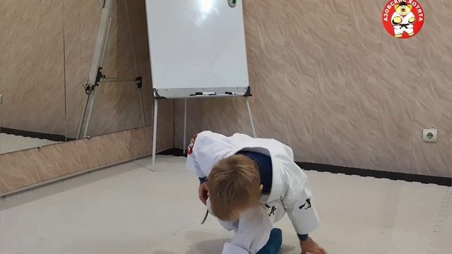 КОТЯТА КАРАТЕ 0014