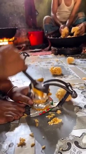 Утром прилетишь ко мне, я напою тебя чаем с козинаками!