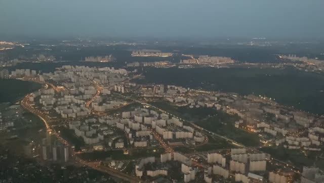 Пролёт над вечерней Москвой и приземление