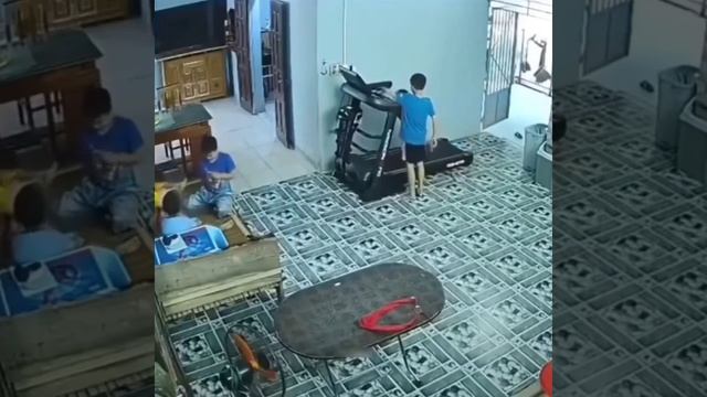 Даже дверь открыл)