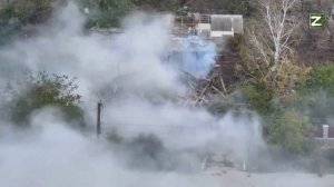 СВО Кадры попадания fpv-дрона оснащенного термобарическим боеприпасом по дому с военнослужащими ВСУ