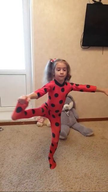 Приседание на одной ноге без поддержки