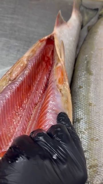 Филе нерки свежемороженое на коже