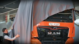 Битва тяжеловозов. superMAN против Actros SLR