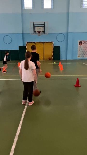 Девочки первые шаги