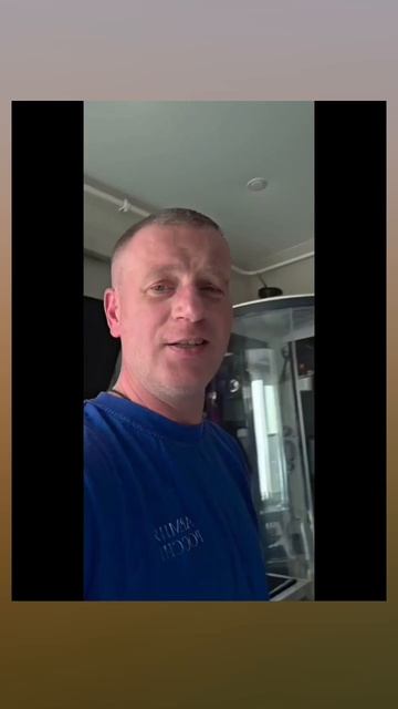 Весёлый муж- счастье в семье.