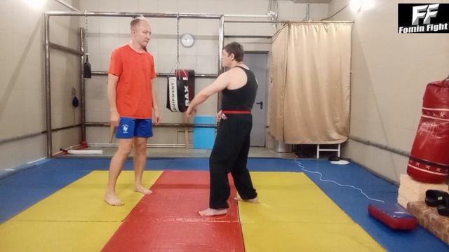 фрагмент индивидуальной тренировки, хлыст+ прямой удар рукой