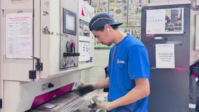 Работа зачистного станка RWT