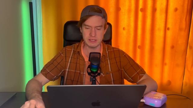 Дорогая, я получил пятьдесят тысяч зарплаты и купил маме планшет! Круто я придумал?