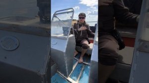 Покажу вам свою лодку