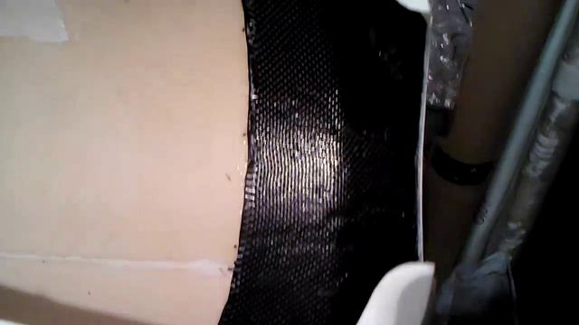 №106- Взвесил готовый обклеенный углетканью мото-шпангоут.