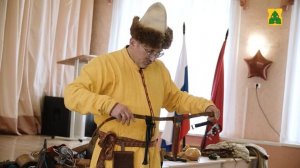 Равнение на героев