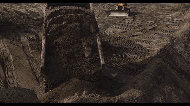 Вскрышные работы на Калининградском янтарном комбинате