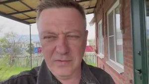 Жизнь вне орхидей -  и старый ПОМОШНИК подвёл ： пришел СОСЕД ругаться что скосил еду его кроликов