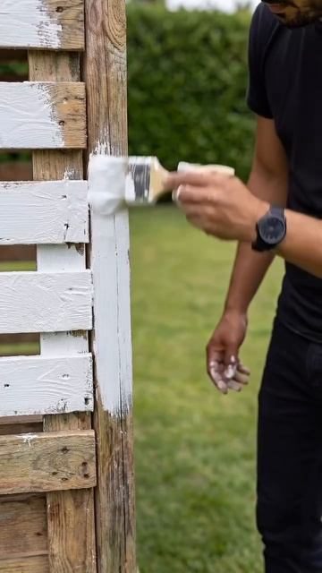 Летняя беседка из паллетов своими руками