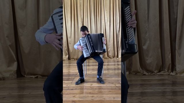 Мустафаев Фахри