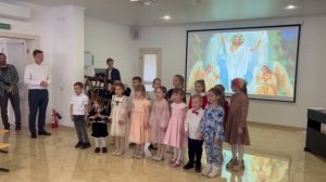 Песня: "Мы пойдем сегодня в храм"