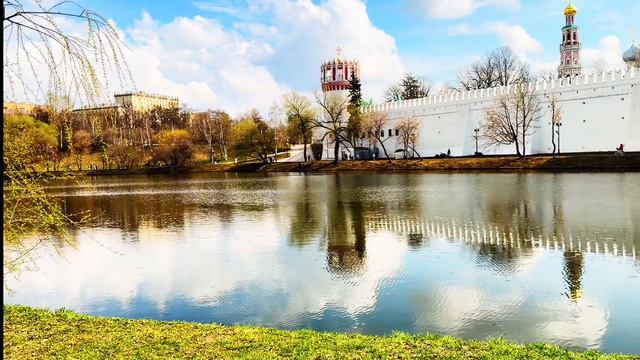 Пруд у Новодевичьего … Апрель 2026