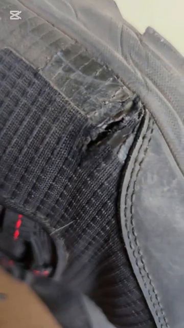 3 года в эксплуатации и закончили свою жизнь на _чужбине_.😅