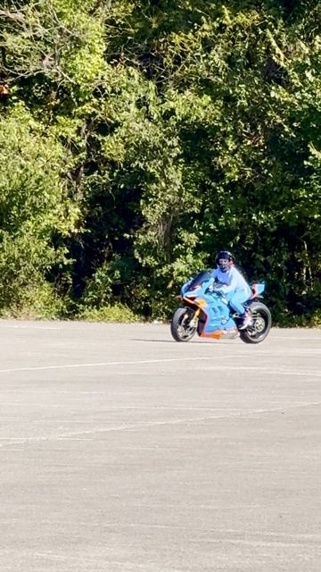 Катя Алмаз мото девушка на Дукати Ламборгини